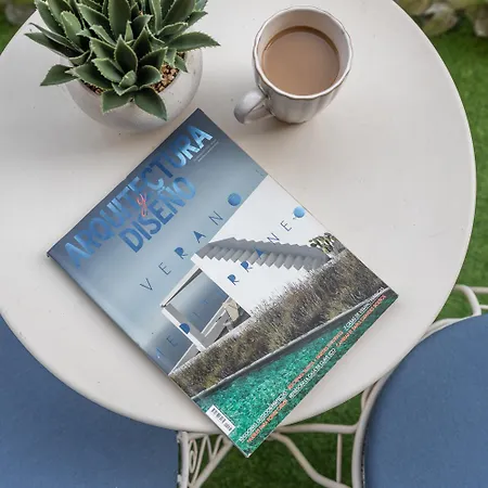 Tuguest Santa Paula Iii